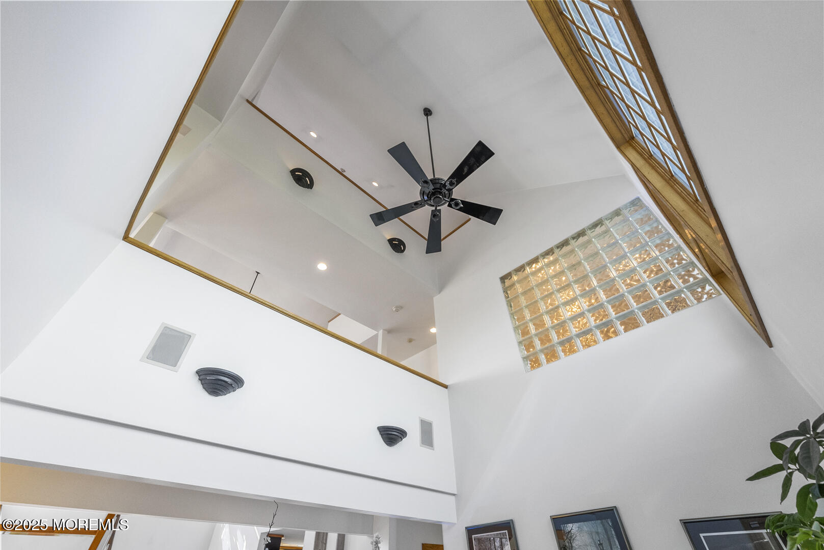 18 Schoolhouse Road Cream Ridge, NJ 08514 - Photo 26 of 136 a view of a hallway with a ceiling fan