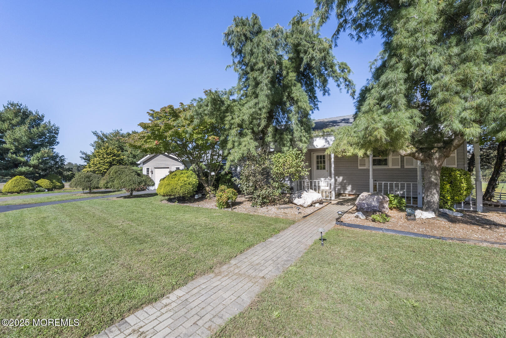 18 Schoolhouse Road Cream Ridge, NJ 08514 - Photo 30 of 136 DSC08401