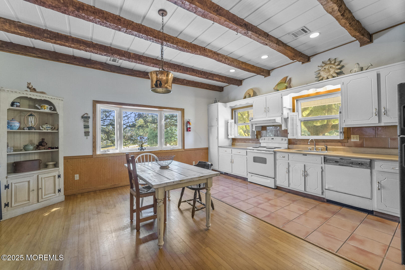 18 Schoolhouse Road Cream Ridge, NJ 08514 - Photo 32 of 136 DSC08313