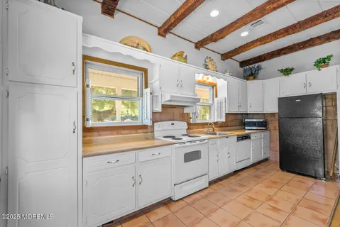 $3,500,000 | 18 Schoolhouse Road, Cream Ridge, NJ 08514