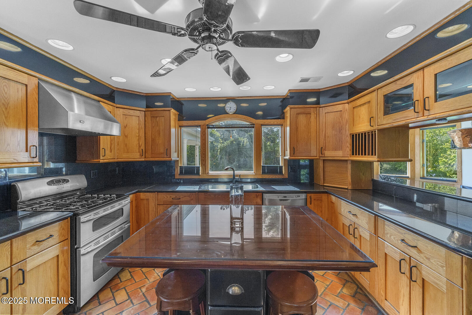 18 Schoolhouse Road Cream Ridge, NJ 08514 - Photo 36 of 136 DSC08673