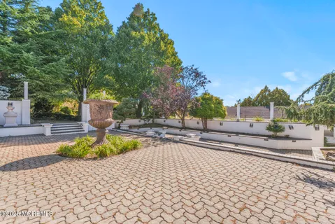 $3,500,000 | 18 Schoolhouse Road, Cream Ridge, NJ 08514