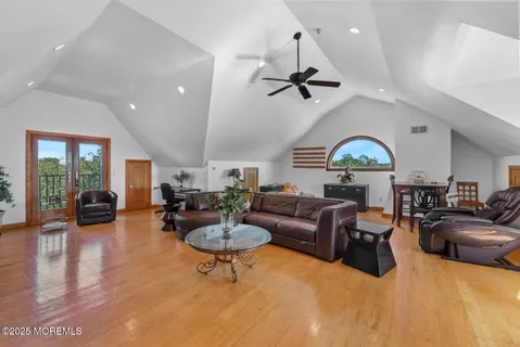 $3,500,000 | 18 Schoolhouse Road, Cream Ridge, NJ 08514