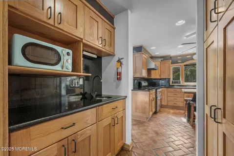 $3,500,000 | 18 Schoolhouse Road, Cream Ridge, NJ 08514