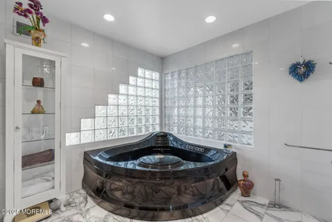 $3,500,000 | 18 Schoolhouse Road, Cream Ridge, NJ 08514