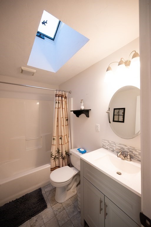 84 Bond Road Charlton, MA 01507 - Photo 14 of 24