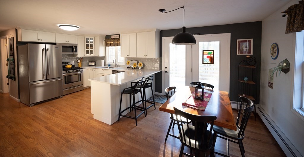 84 Bond Road Charlton, MA 01507 - Photo 6 of 24