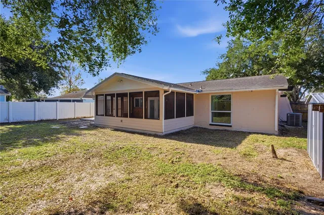 $409,599 | 613 Highview Circle North, Brandon, FL 33510