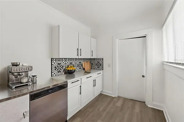 $2,200 | 98 West Esther Street, Orlando, FL 32806
