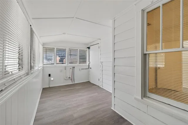 $2,300 | 98 West Esther Street, Orlando, FL 32806