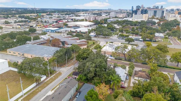 $2,200 | 98 West Esther Street, Orlando, FL 32806