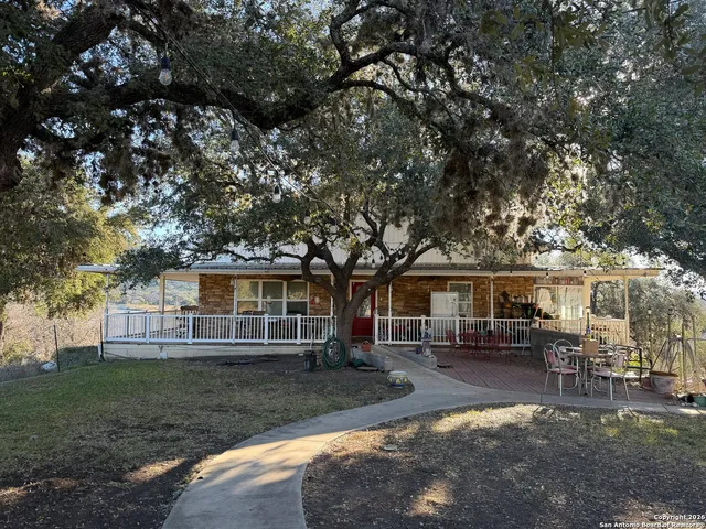 $1,300,000 | 3996 Ranch Road 335, Barksdale, TX 78828