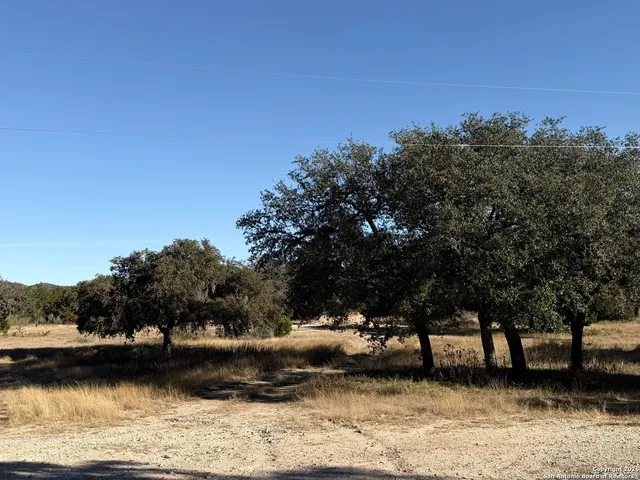 $1,300,000 | 3996 Ranch Road 335, Barksdale, TX 78828