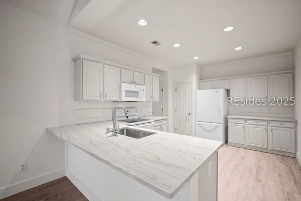 $318,000 | 464 Abbey Glen Way, Unit 464, Hardeeville, SC 29927