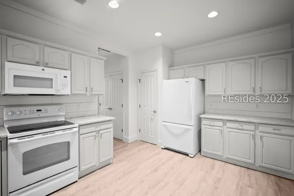 $318,000 | 464 Abbey Glen Way, Unit 464, Hardeeville, SC 29927