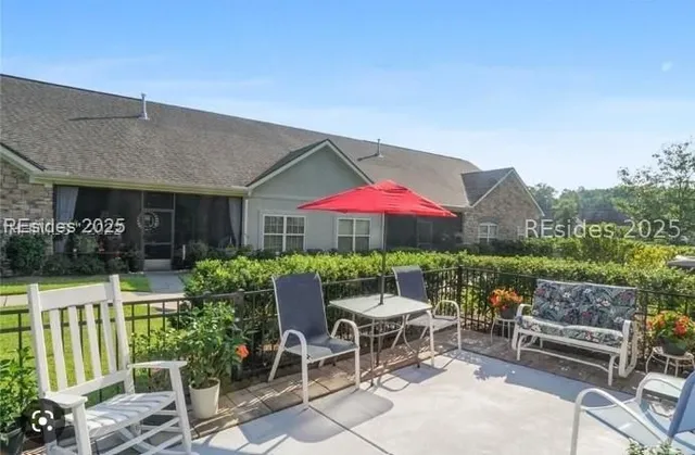 $318,000 | 464 Abbey Glen Way, Unit 464, Hardeeville, SC 29927