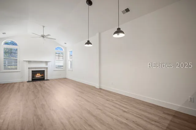 $318,000 | 464 Abbey Glen Way, Unit 464, Hardeeville, SC 29927