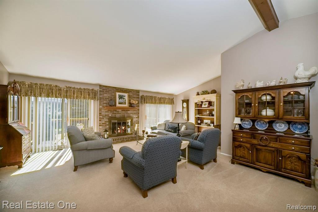 2229 Flanders Drive Rochester Hills, MI 48307 - Photo 5 of 34