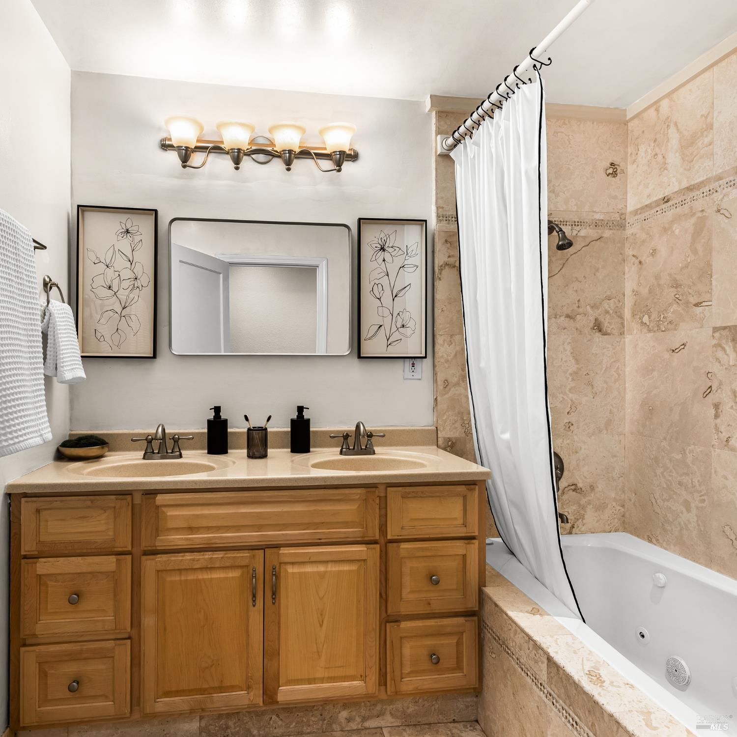 4414 Vine Street Santa Rosa, CA 95409 - Photo 14 of 38
