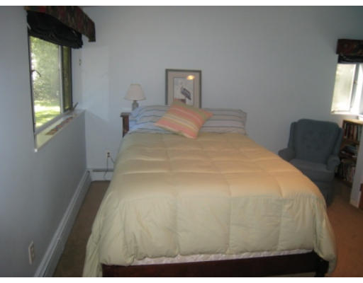 17 Peacock Farm Road Lexington, MA 02421 - Photo 14 of 21