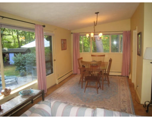 17 Peacock Farm Road Lexington, MA 02421 - Photo 4 of 21