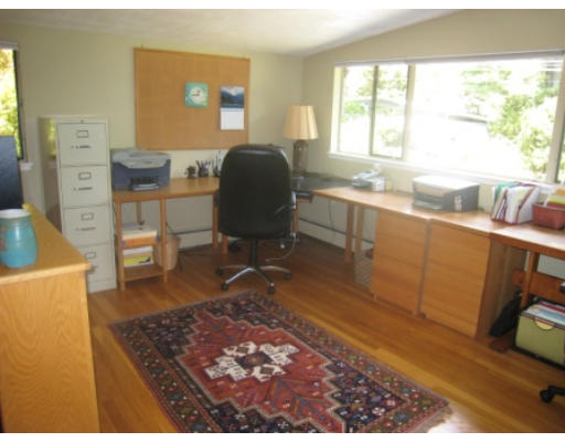 17 Peacock Farm Road Lexington, MA 02421 - Photo 10 of 21