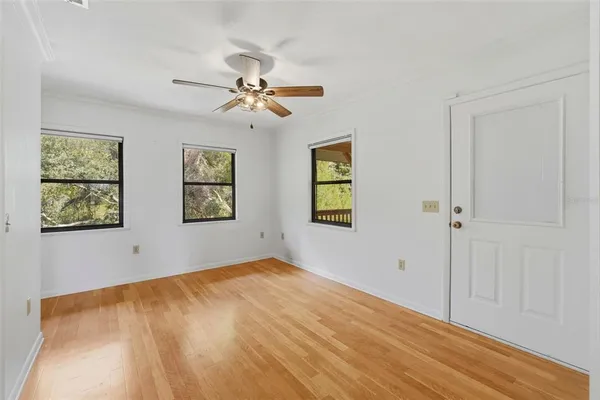 a view of empty room with window