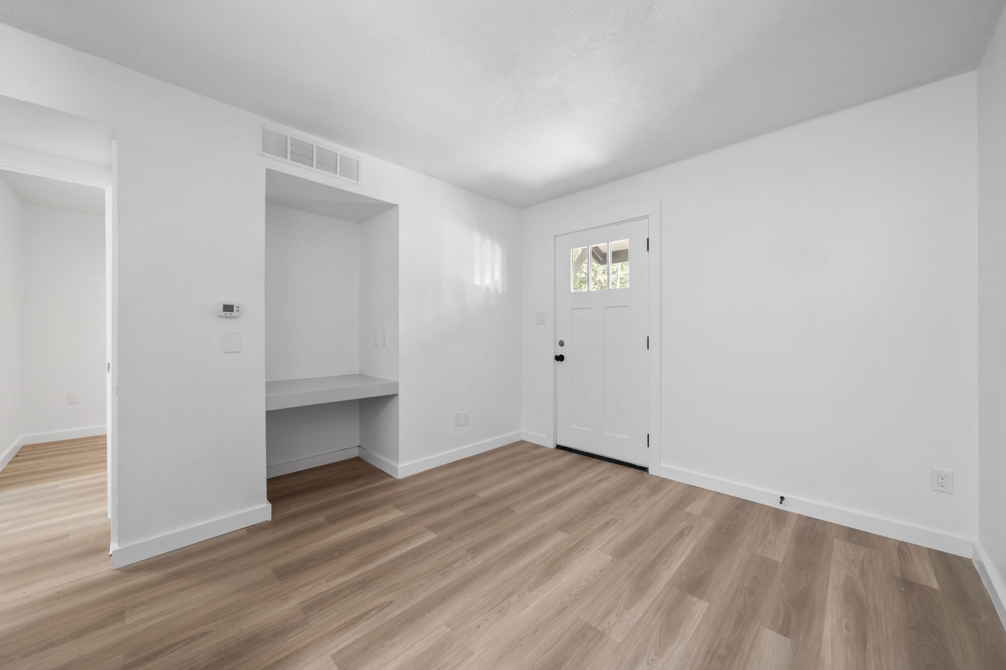 2410 Longview Street, Unit D101 Austin, TX 78705 - Photo 3 of 20