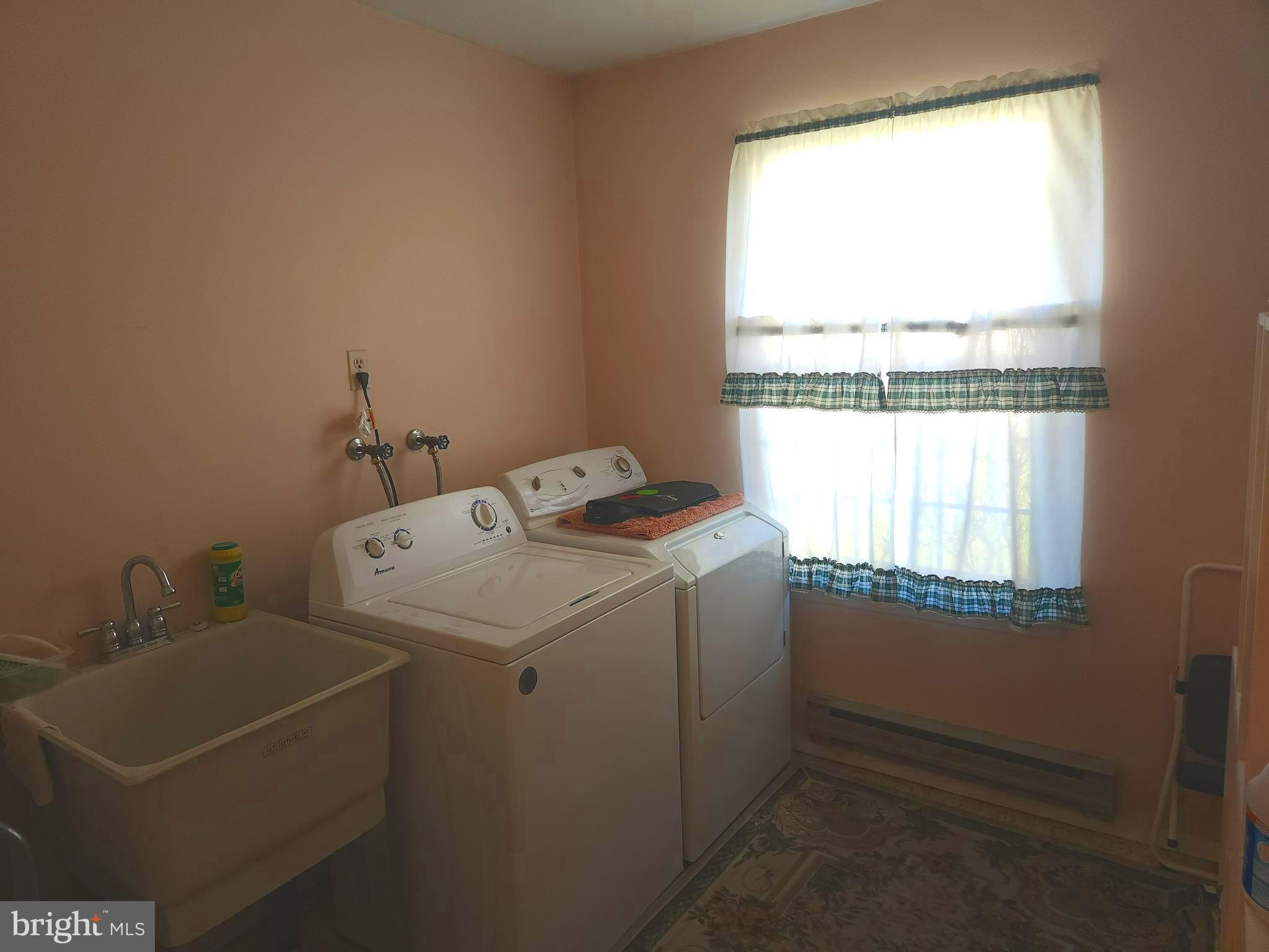 90 Sunset Road Manchester Township, NJ 08759 - Photo 26 of 32 Laundry room