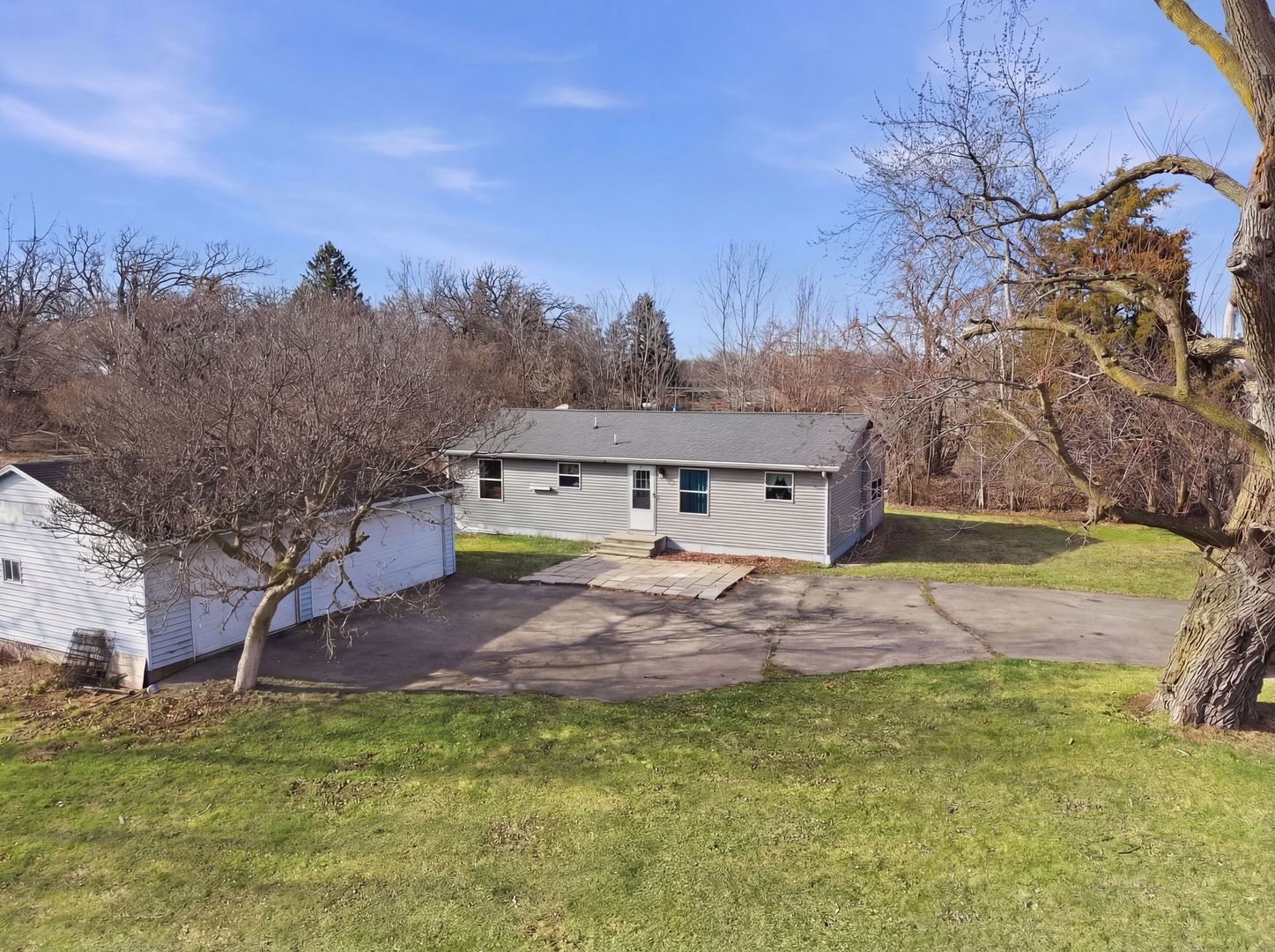 23007 Lovell Road Sycamore, IL 60178 - Photo 8 of 40