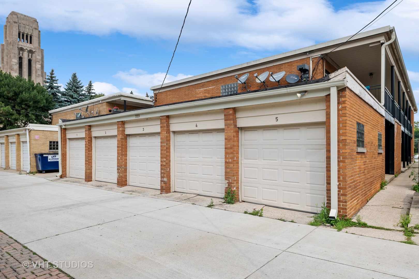 7221 Division Street, Unit 1 River Forest, IL 60305 - Photo 15 of 15 a front view of a house with a garage