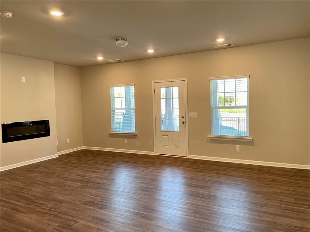 511 Ruths Drive Woodstock, GA 30188 - Photo 7 of 14