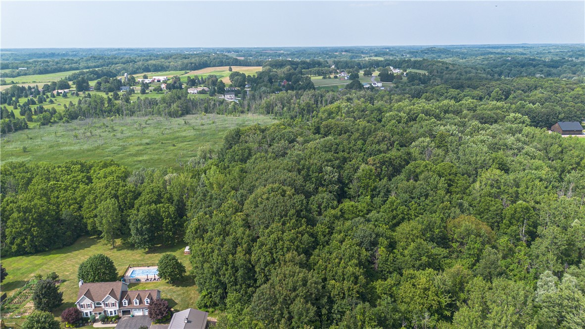 2120 Whitney Road East Perinton, NY 14450 - Photo 4 of 10