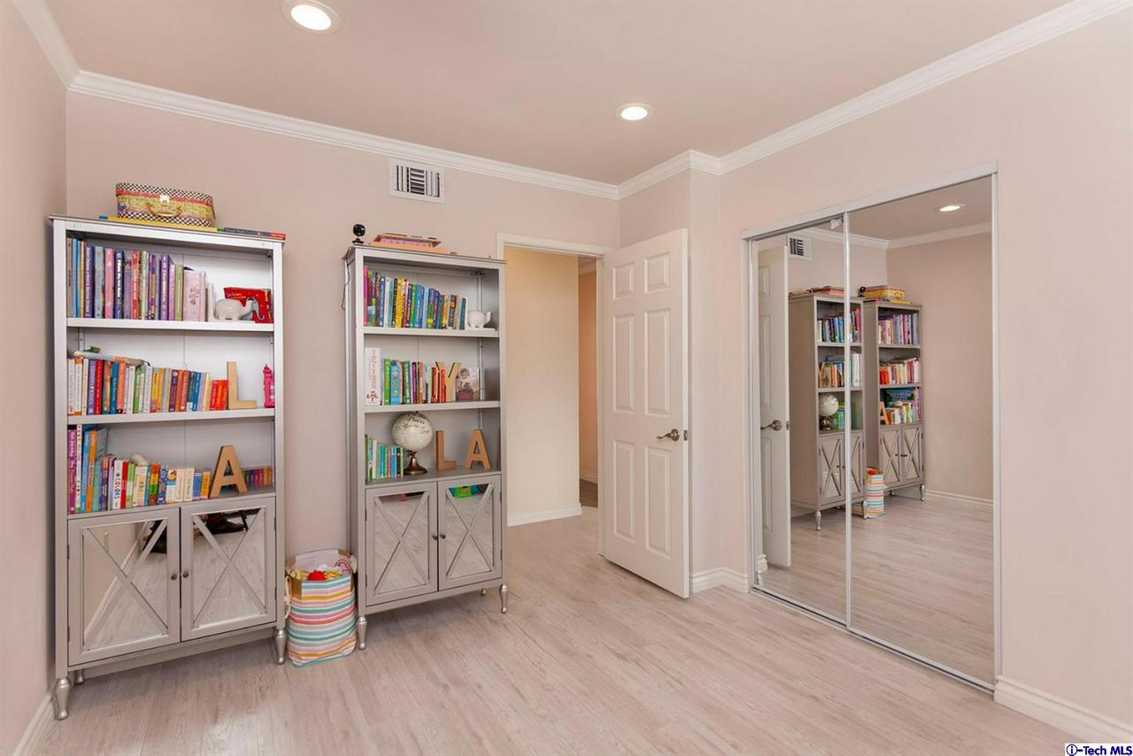 7244 Dos Rios Drive Tujunga, CA 91042 - Photo 14 of 23 Gallery Image 14