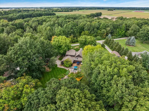 $759,900 | 2380 West Shore Drive, Trufant, MI 49347