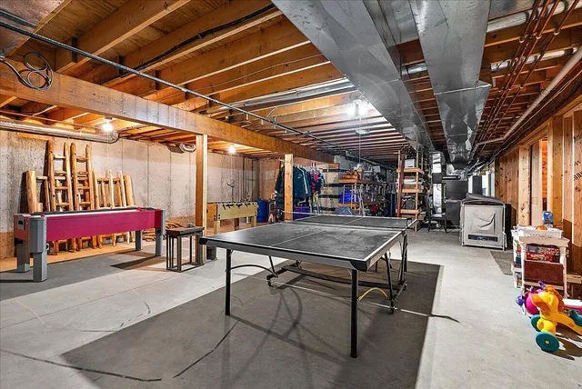 $789,900 | 2380 West Shore Drive, Trufant, MI 49347