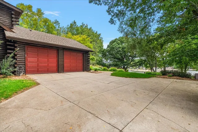 $789,900 | 2380 West Shore Drive, Trufant, MI 49347