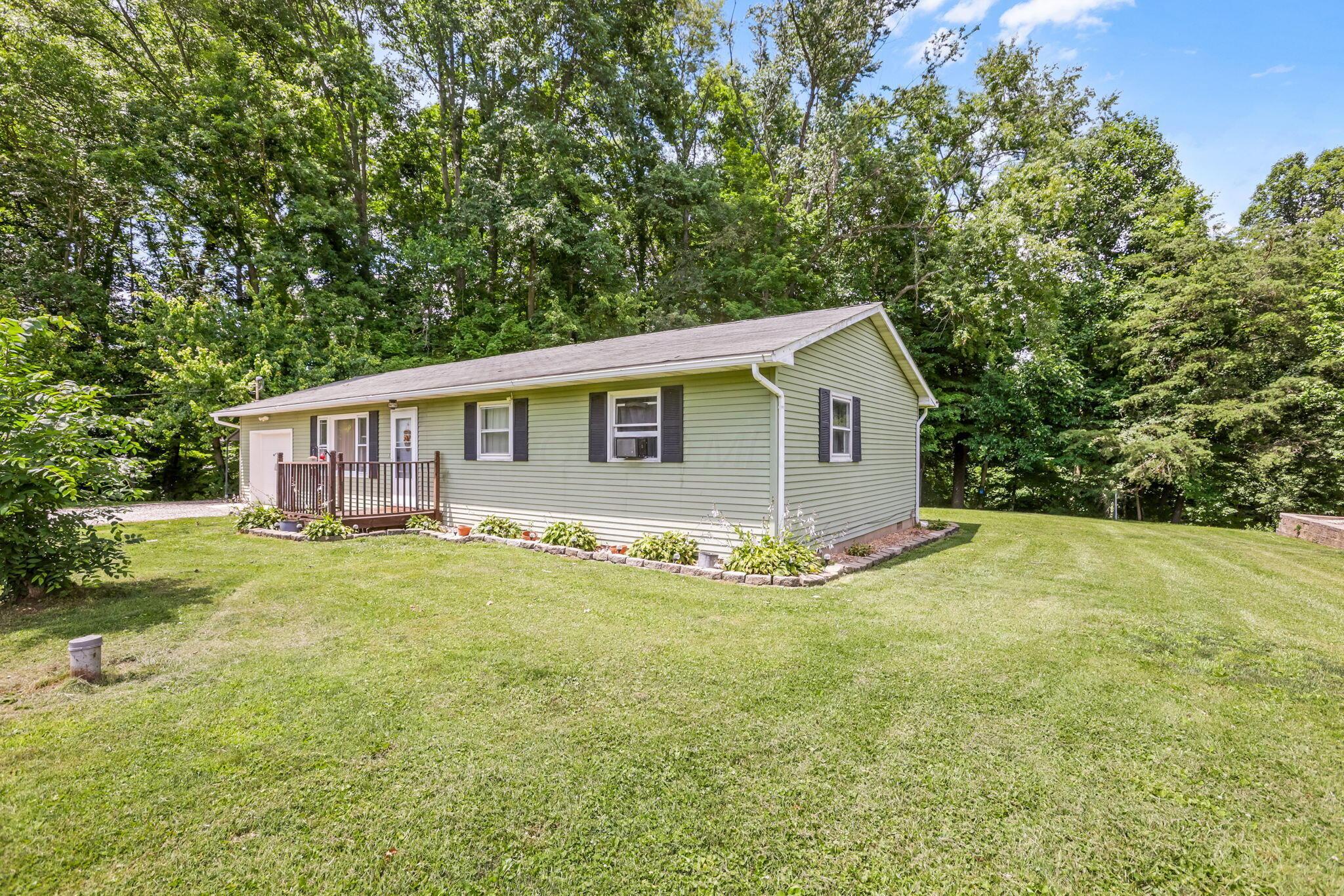 27188 Stuart Road Rockbridge, OH 43149 - Photo 2 of 48 2-web-or-mls-LO5A5285