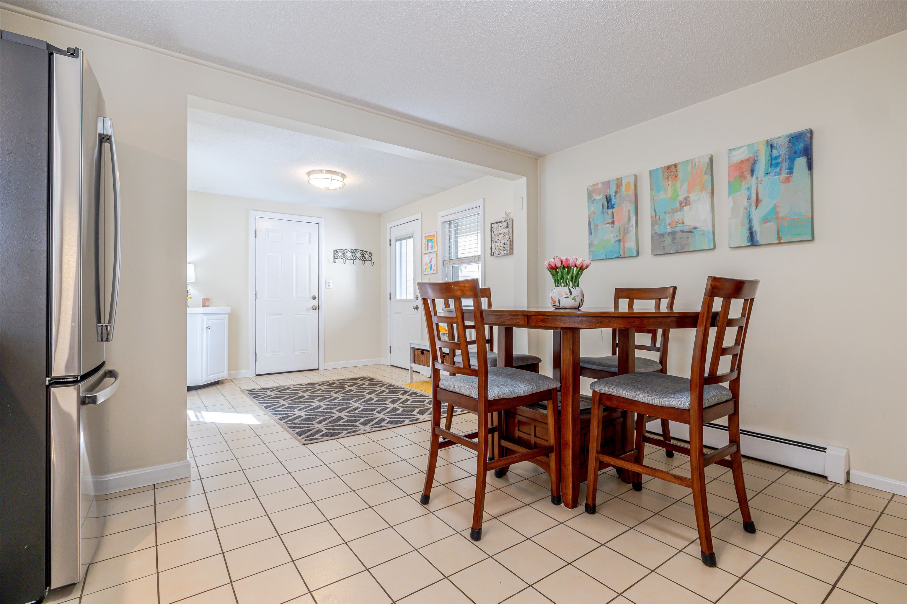 3 New Castle Street Concord, NH 03301 - Photo 8 of 60