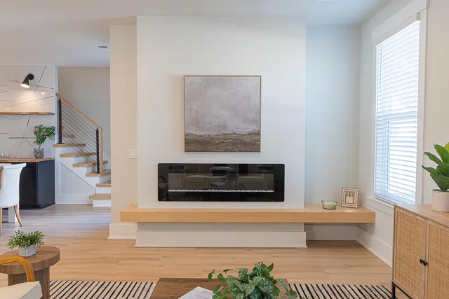 $770,000 | 676 Blueway Avenue, Summerville, SC 29486