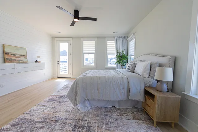 $770,000 | 676 Blueway Avenue, Summerville, SC 29486