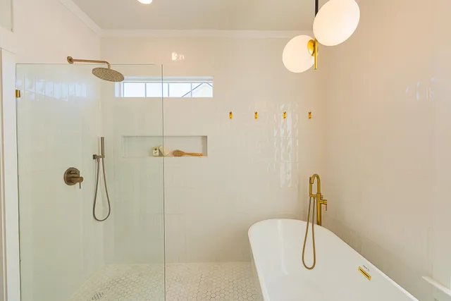 $770,000 | 676 Blueway Avenue, Summerville, SC 29486