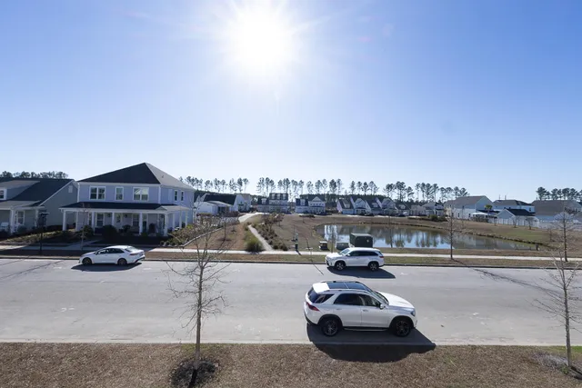 $770,000 | 676 Blueway Avenue, Summerville, SC 29486