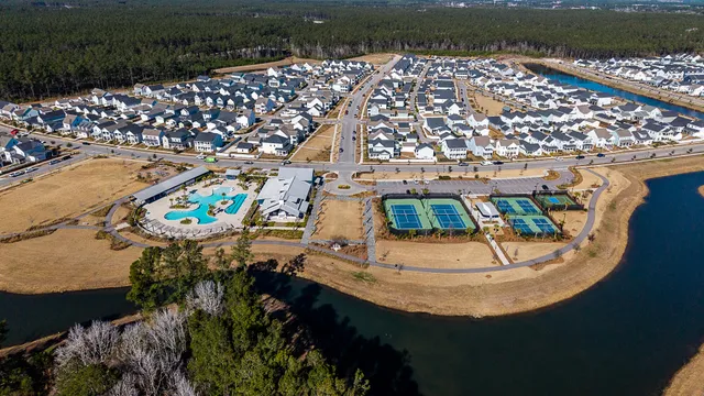 $770,000 | 676 Blueway Avenue, Summerville, SC 29486