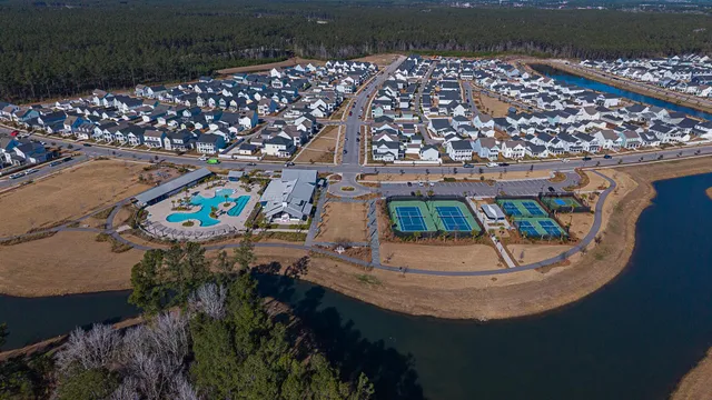 $770,000 | 676 Blueway Avenue, Summerville, SC 29486