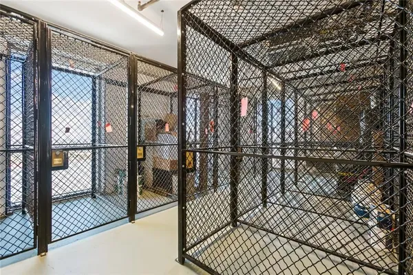 $6,200,000 | 2 Canal Street, Unit 2505, New Orleans, LA 70130