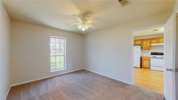 $950 | 1511 Hollow Hill Drive, Unit C, Bryan, TX 77802