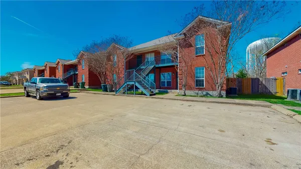$950 | 1511 Hollow Hill Drive, Unit C, Bryan, TX 77802