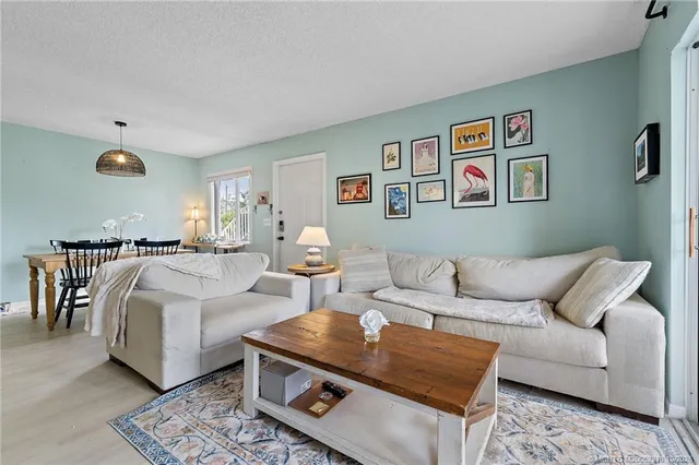 $159,900 | 212 Southeast Village Drive, Unit 212, Port St. Lucie, FL 34952