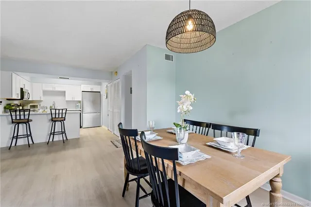 $159,900 | 212 Southeast Village Drive, Unit 212, Port St. Lucie, FL 34952